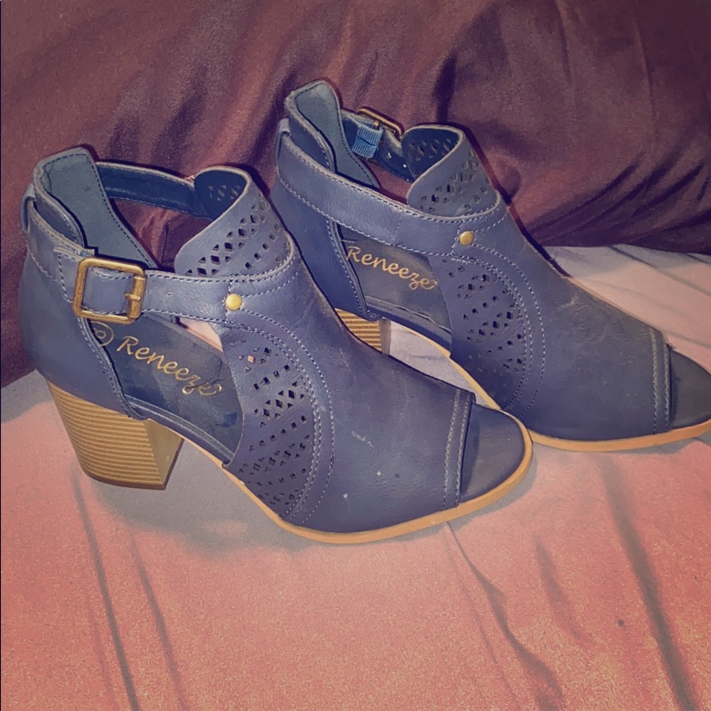 reneeze heels!!